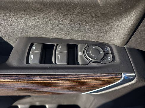 Used 2022 GMC Sierra 1500 SLE w/ X31 Off-Road Package image 24