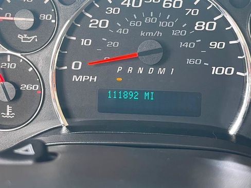 Used 2016 Chevrolet Express 3500 Extended RWD image 18