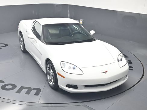 Used 2009 Chevrolet Corvette Coupe RWD image 14