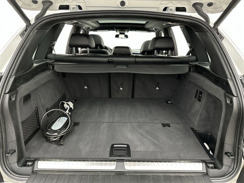 Used 2017 BMW X5 xDrive40e image 24