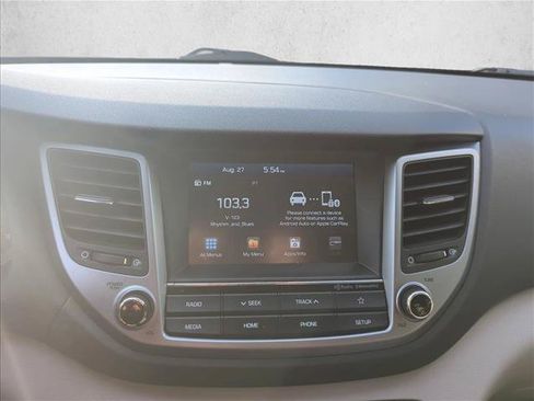 Used 2018 Hyundai Tucson SEL FWD image 19