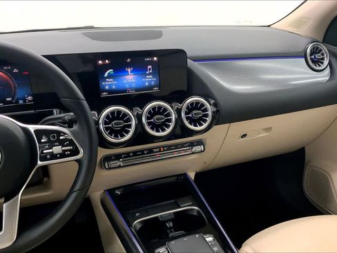 Used 2022 Mercedes-Benz GLA 250 image 25
