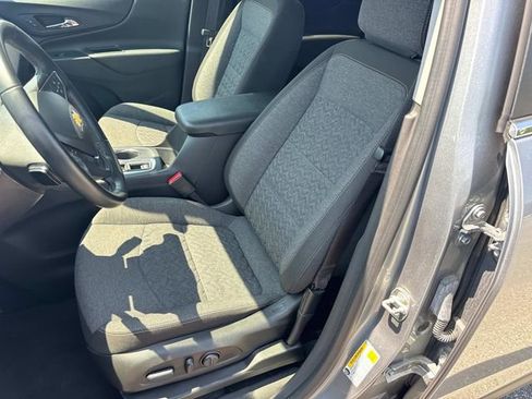 Used 2024 Chevrolet Equinox LT FWD image 28