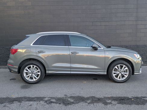 Used 2022 Audi Q3 2.0T Premium image 4