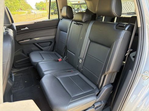 Used 2021 Volkswagen Atlas SE AWD/4WD image 22