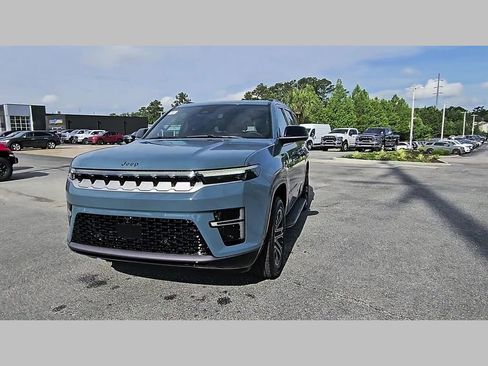 New 2026 Jeep Grand Wagoneer 2WD image 41