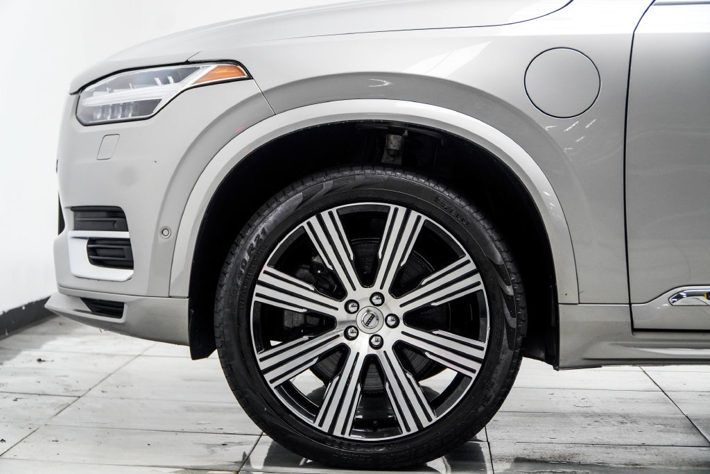 Used 2024 Volvo XC90 T8 Plus AWD/4WD image 14