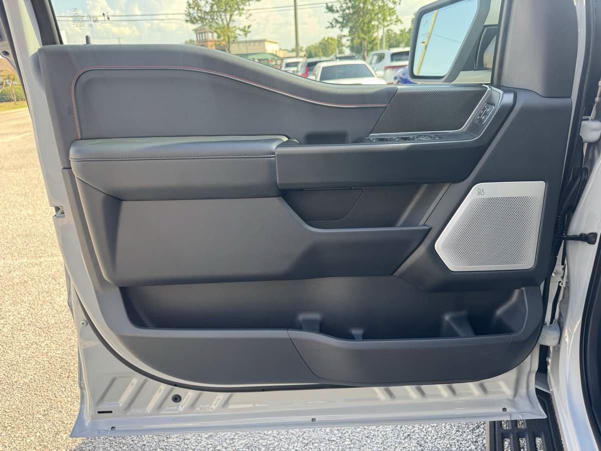 Used 2026 Ford F150 Raptor AWD/4WD image 29