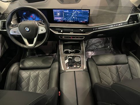Certified 2024 BMW X7 xDrive40i w/ Premium Package image 16