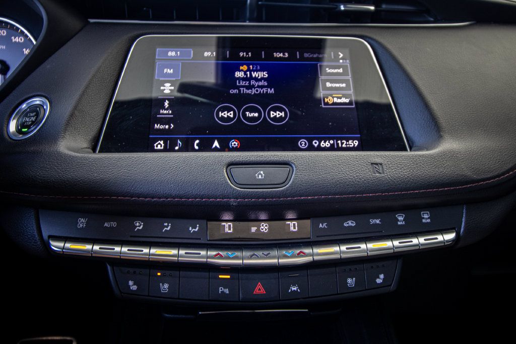 Used 2020 Cadillac XT4 Sport AWD/4WD image 43