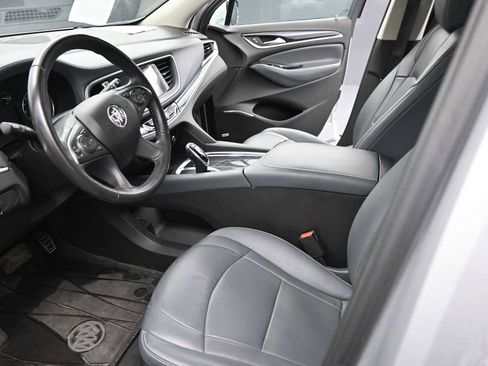 Used 2021 Buick Enclave Essence w/ Sport Touring Edition image 16