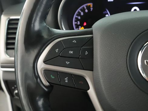 Used 2020 Jeep Grand Cherokee Limited AWD/4WD image 11
