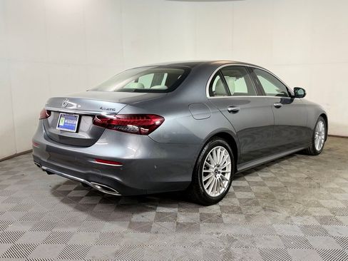 Used 2022 Mercedes-Benz E 350 4MATIC Sedan image 6