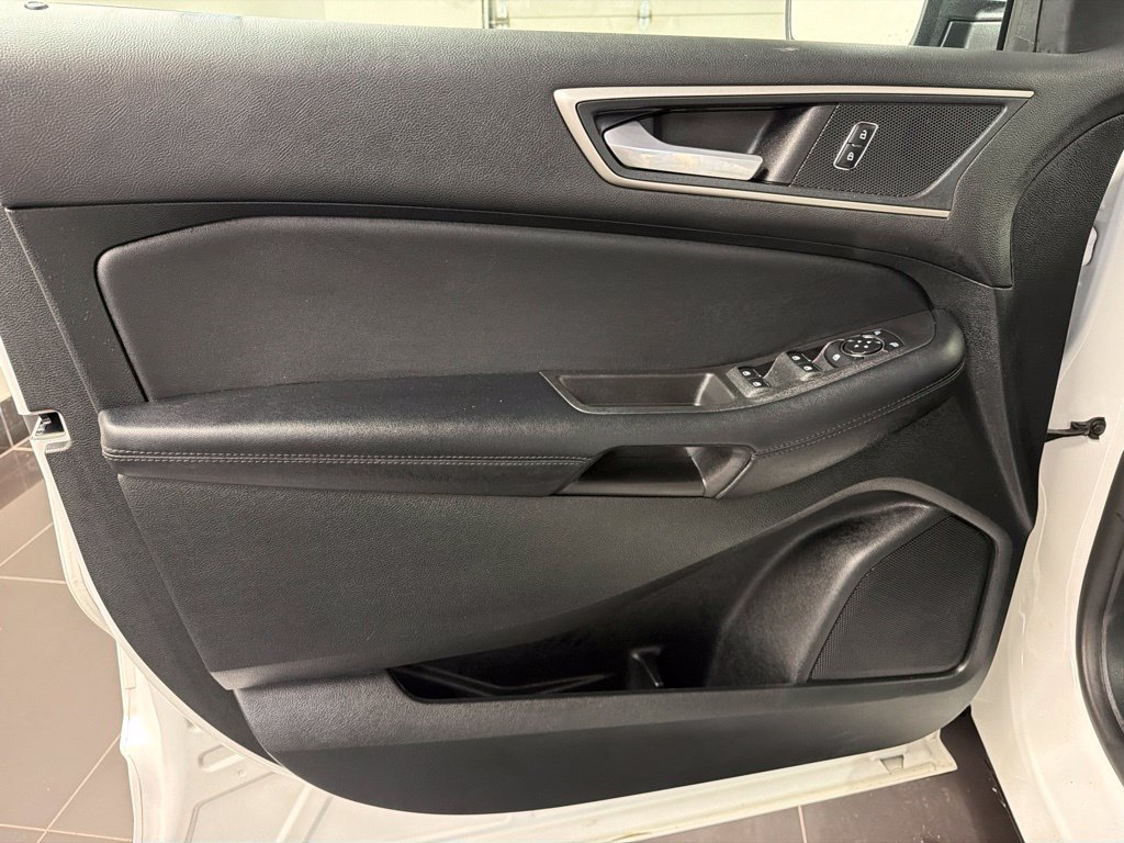 Certified 2024 Ford Edge SEL w/ Convenience Package AWD/4WD image 29