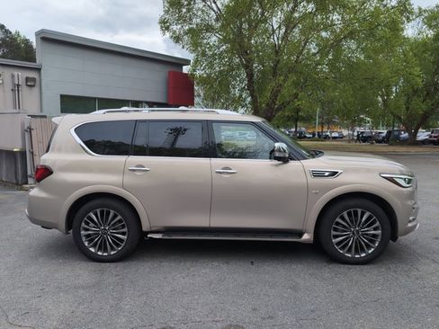 Used 2019 INFINITI QX80 Luxe w/ 22" Wheel Package image 4