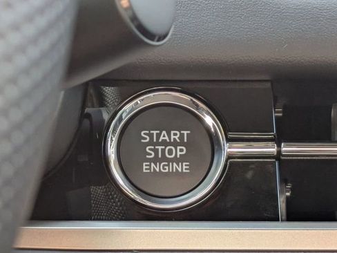 New 2026 Mitsubishi Outlander SEL image 34