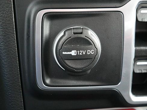 Used 2023 Jeep Gladiator Mojave image 40