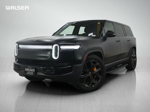 Used 2025 Rivian R1S Premium image 1