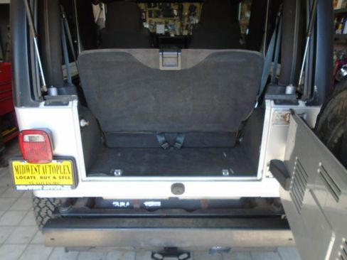 Used 2004 Jeep Wrangler 4WD Rubicon w/ Dual Top Group image 14