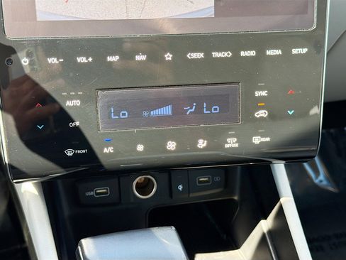 Used 2024 Hyundai Tucson SEL w/ Convenience Package image 35