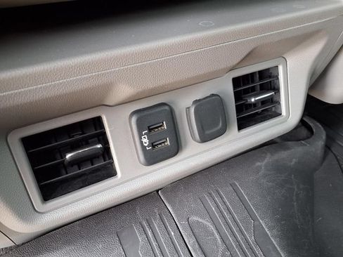 Used 2020 GMC Sierra 1500 SLT AWD/4WD image 18
