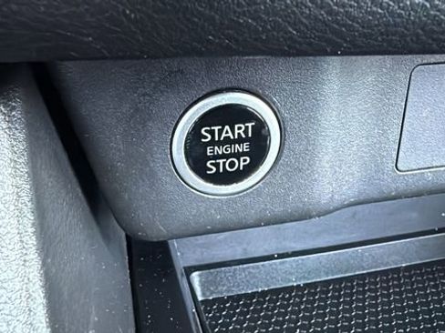 Certified 2023 Nissan Rogue SV image 18