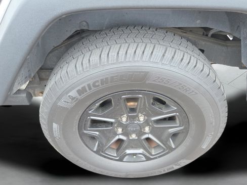 Used 2015 Jeep Wrangler Unlimited Sport image 30