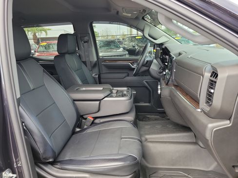 Used 2026 GMC Sierra 1500 SLE image 31