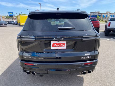 Used 2025 Chevrolet Traverse High Country AWD/4WD image 4