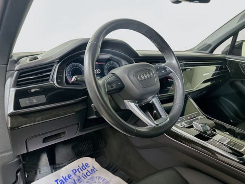 Used 2023 Audi Q7 2.0T Premium Plus w/ Premium Plus Package AWD/4WD image 2