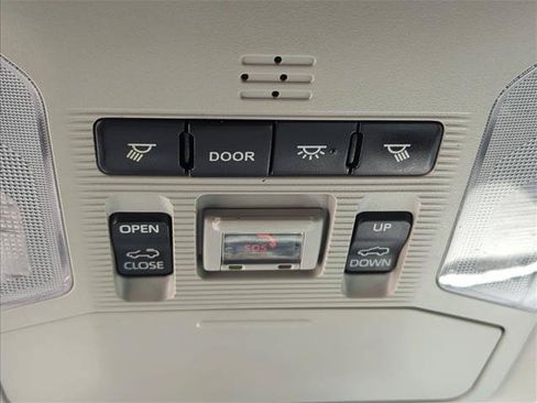 Used 2020 Toyota RAV4 XLE Premium AWD/4WD image 25