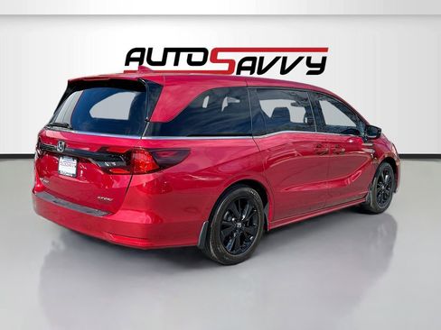 Used 2024 Honda Odyssey Sport image 7