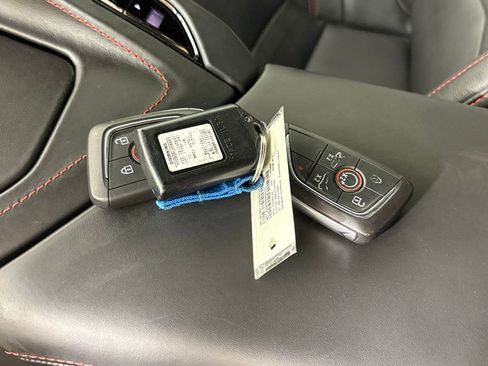 Used 2020 Chevrolet Corvette Stingray Premium Conv w/ 3LT Preferred Equipment Group image 37