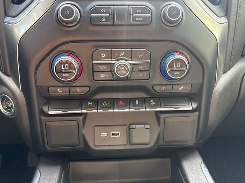 Used 2019 Chevrolet Silverado 1500 RST w/ All-Star Edition AWD/4WD image 22