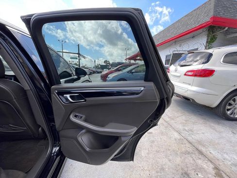 Used 2015 Porsche Macan Turbo w/ Premium Package Plus AWD/4WD image 13