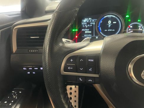 Used 2019 Lexus RX 450h AWD image 40