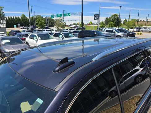 Used 2023 Cadillac Escalade Premium Luxury w/ Performance Package AWD/4WD image 12
