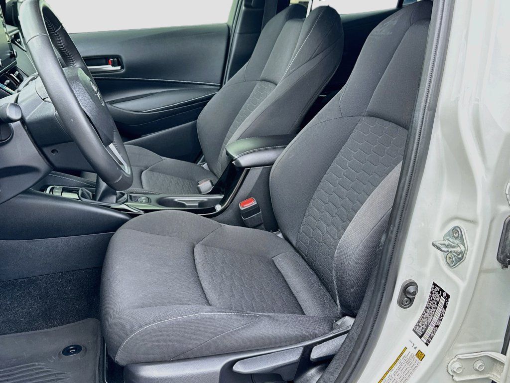 Used 2022 Toyota Corolla SE FWD image 18