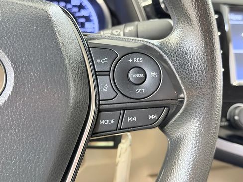 Used 2020 Toyota Camry LE FWD image 42