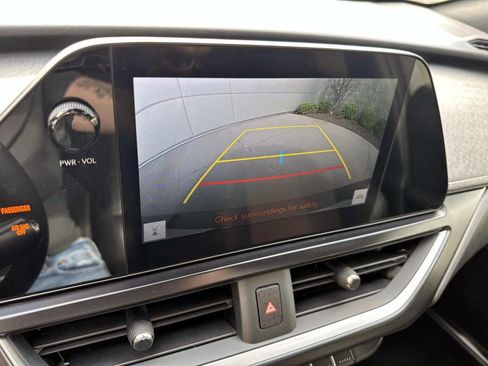 Used 2023 Lexus UX 250h AWD image 19