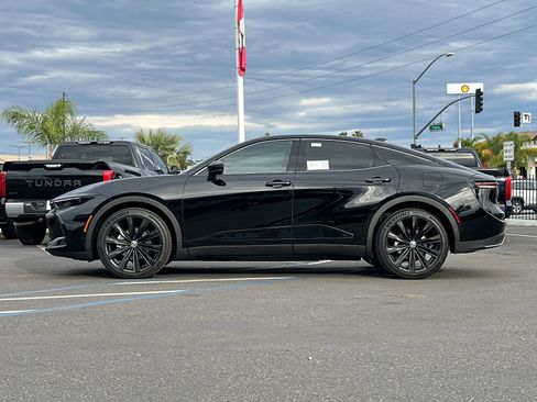 New 2026 Toyota Crown Nightshade image 2