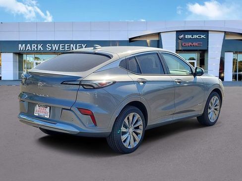 New 2026 Buick Envista Sport Touring FWD image 32