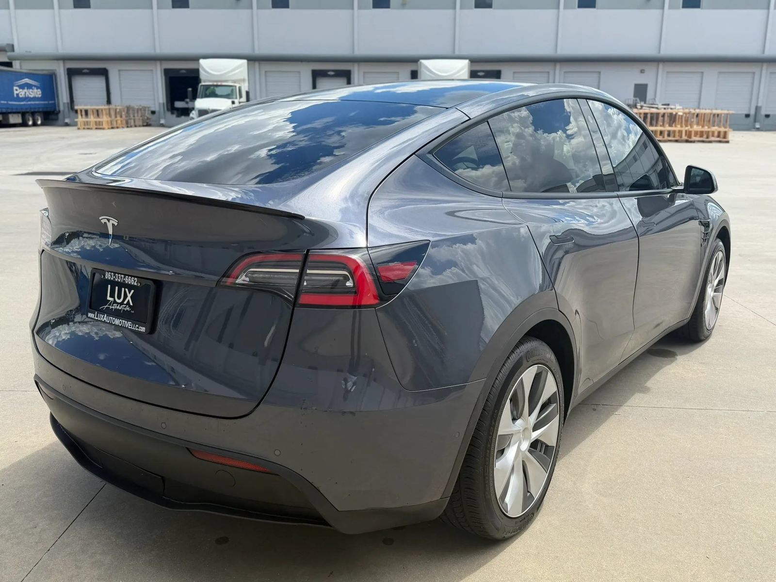 Used 2021 Tesla Model Y 2WD image 7