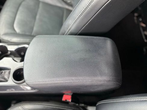 Used 2019 Ford Explorer Limited w/ Class III Trailer Tow Package image 24