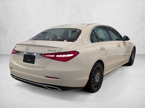 Used 2025 Mercedes-Benz C 300 4MATIC Sedan image 2