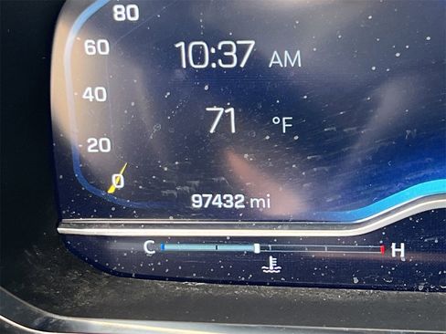 Used 2022 Chevrolet Tahoe LT w/ Luxury Package image 9