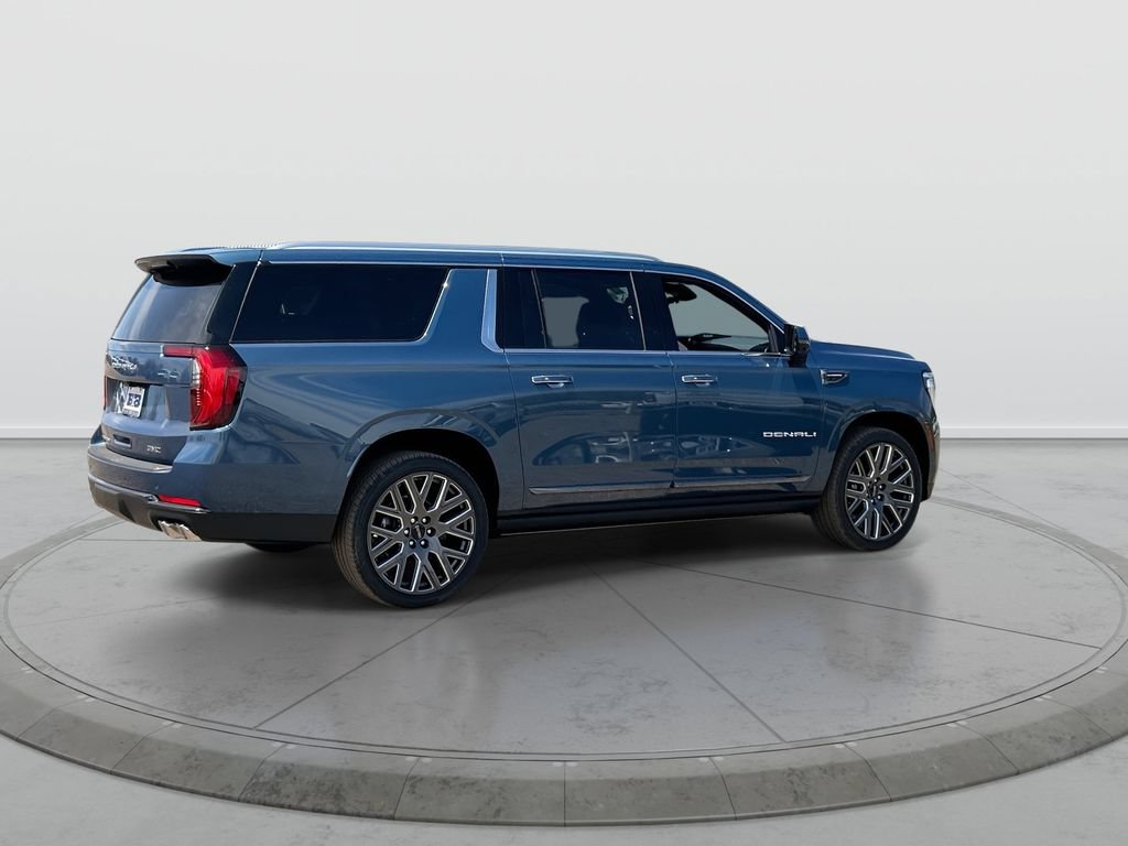 New 2026 GMC Yukon XL Denali Ultimate AWD/4WD image 8