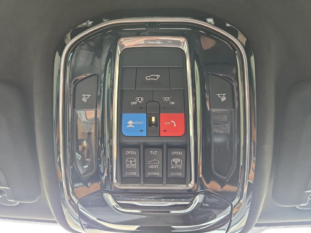Used 2022 Jeep Grand Cherokee L Summit AWD/4WD image 27