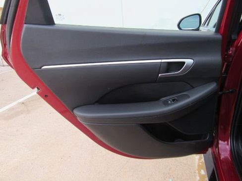 Used 2025 Hyundai Sonata SEL image 18