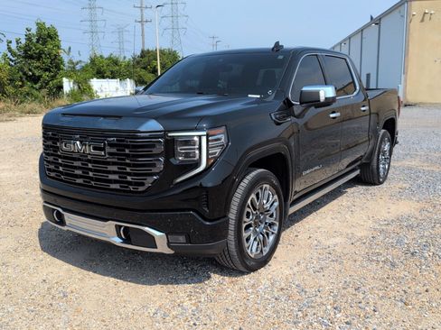 Used 2024 GMC Sierra 1500 Denali Ultimate AWD/4WD image 10